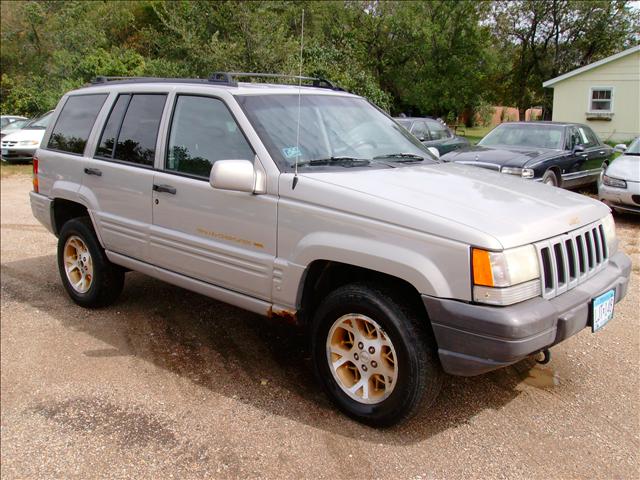 Jeep Grand Cherokee SLT 25 Sport Utility