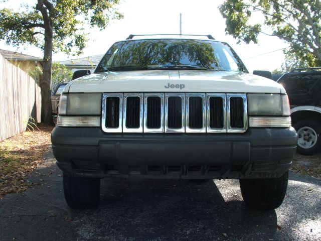 Jeep Grand Cherokee 1997 photo 1