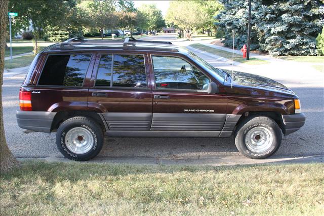 Jeep Grand Cherokee LS Sport Utility