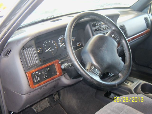 Jeep Grand Cherokee 1997 photo 3