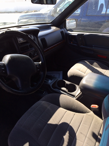 Jeep Grand Cherokee 1997 photo 2