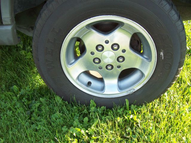 Jeep Grand Cherokee 1998 photo 2