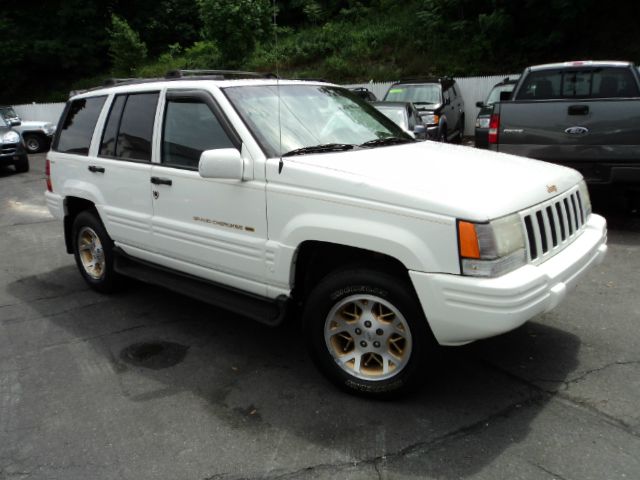 Jeep Grand Cherokee Super SUV