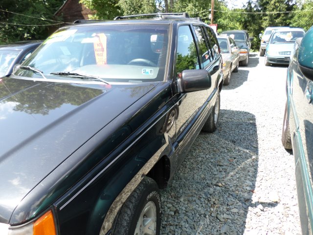 Jeep Grand Cherokee Super SUV