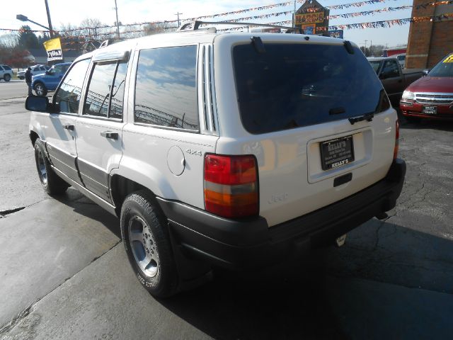 Jeep Grand Cherokee 1998 photo 2