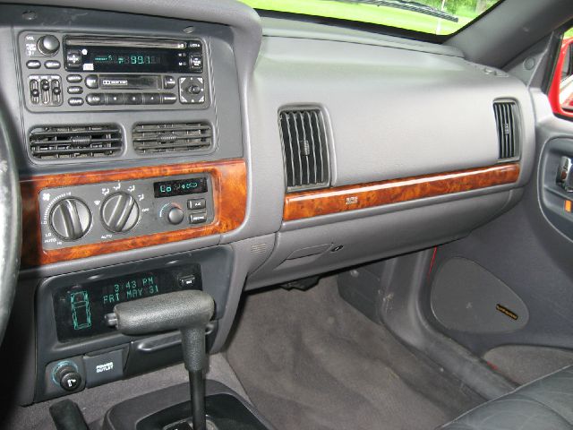 Jeep Grand Cherokee 1998 photo 6