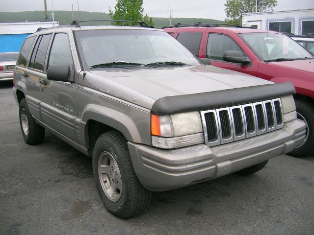 Jeep Grand Cherokee Base W/nav.sys SUV
