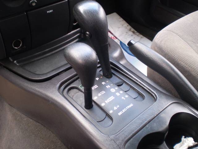 Jeep Grand Cherokee 1999 photo 4