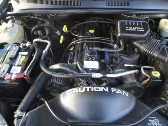 Jeep Grand Cherokee 1999 photo 3