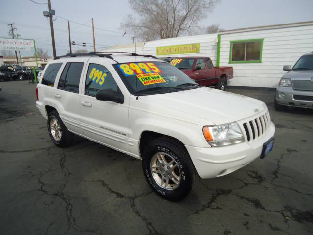 Jeep Grand Cherokee SLT 25 Sport Utility