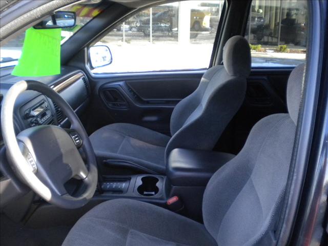 Jeep Grand Cherokee 1999 photo 4