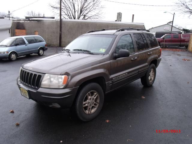 Jeep Grand Cherokee SLT 25 Sport Utility