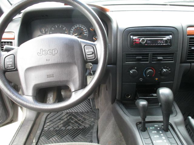 Jeep Grand Cherokee 1999 photo 4