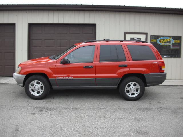 Jeep Grand Cherokee LS Sport Utility