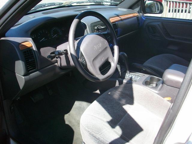 Jeep Grand Cherokee 1999 photo 3
