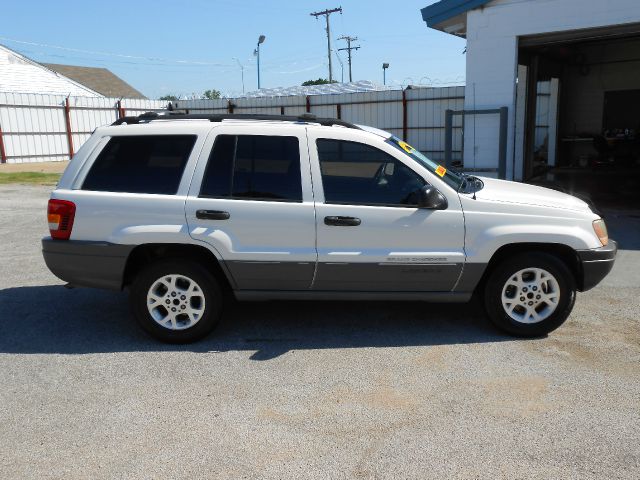 Jeep Grand Cherokee 2000 photo 1