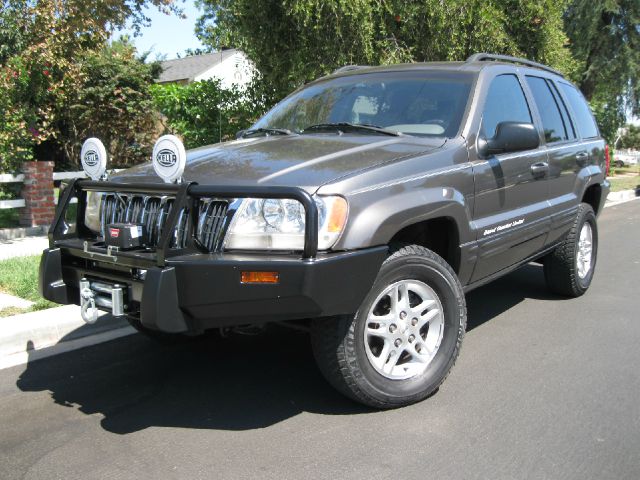 Jeep Grand Cherokee 2000 photo 3