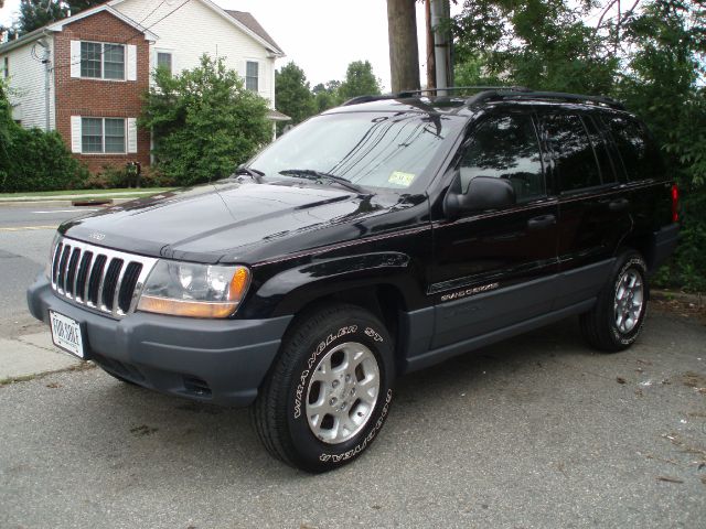 Jeep Grand Cherokee 2000 photo 3
