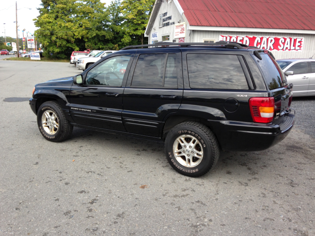 Jeep Grand Cherokee 2000 photo 1