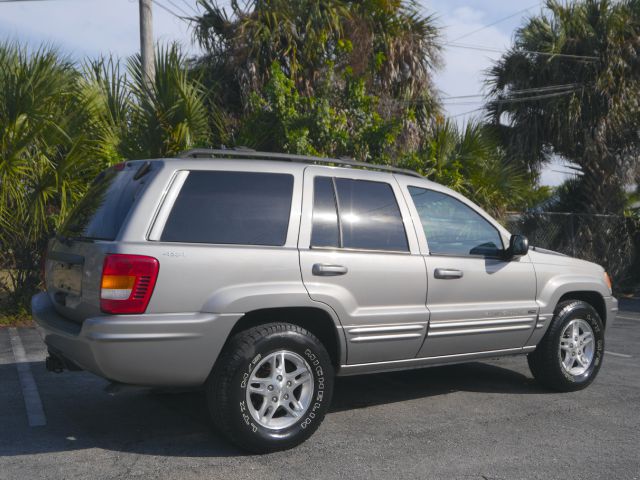 Jeep Grand Cherokee 2000 photo 4