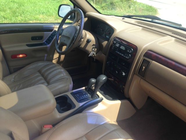 Jeep Grand Cherokee 2000 photo 1