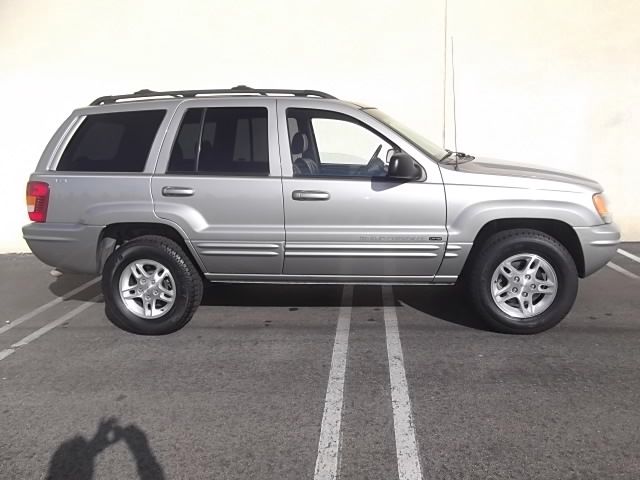 Jeep Grand Cherokee 2000 photo 3