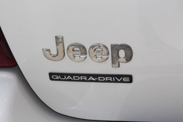 Jeep Grand Cherokee Super SUV