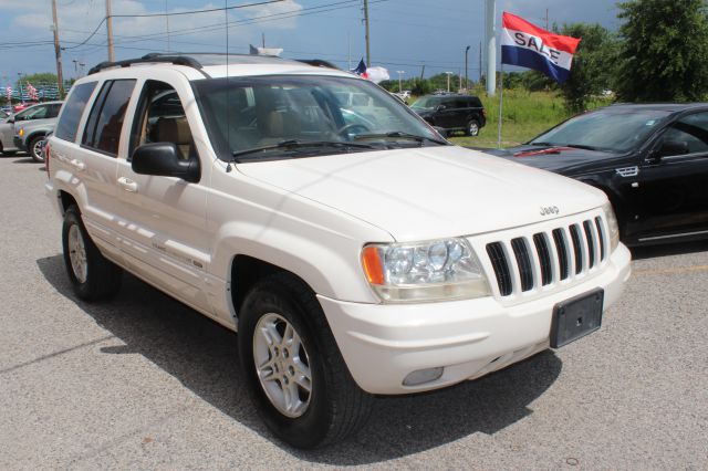 Jeep Grand Cherokee 2000 photo 2