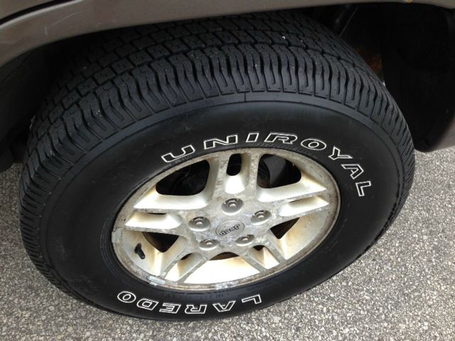 Jeep Grand Cherokee Super SUV