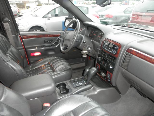 Jeep Grand Cherokee 2000 photo 2