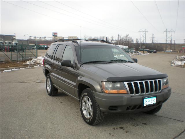 Jeep Grand Cherokee 2000 photo 1