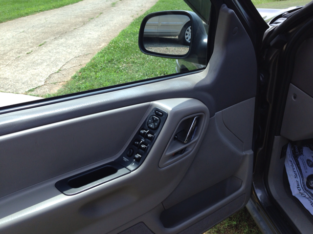 Jeep Grand Cherokee 2000 photo 1