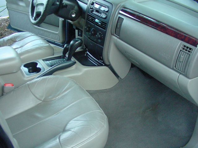 Jeep Grand Cherokee 2000 photo 12