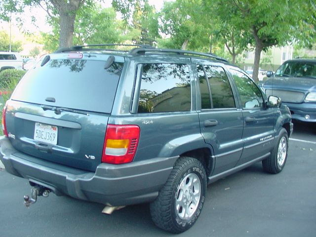 Jeep Grand Cherokee 2000 photo 4