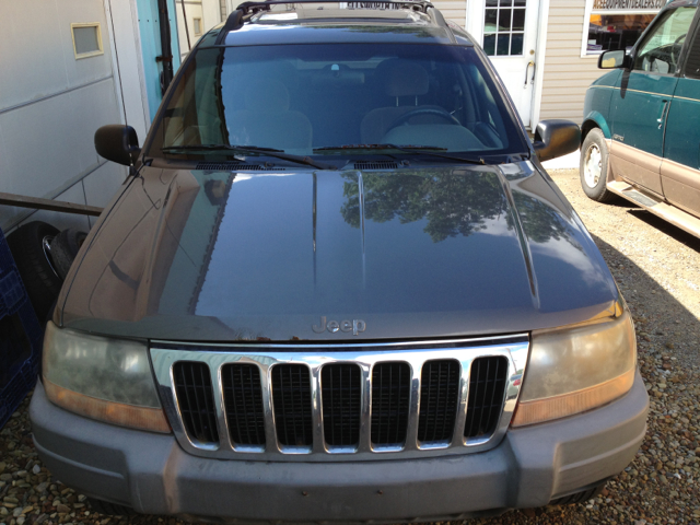 Jeep Grand Cherokee 2000 photo 1