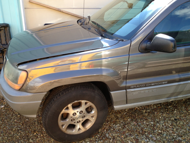 Jeep Grand Cherokee 2000 photo 3