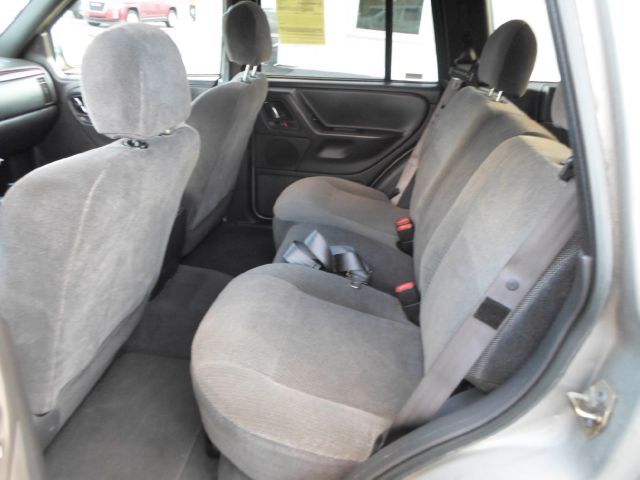 Jeep Grand Cherokee 2000 photo 3