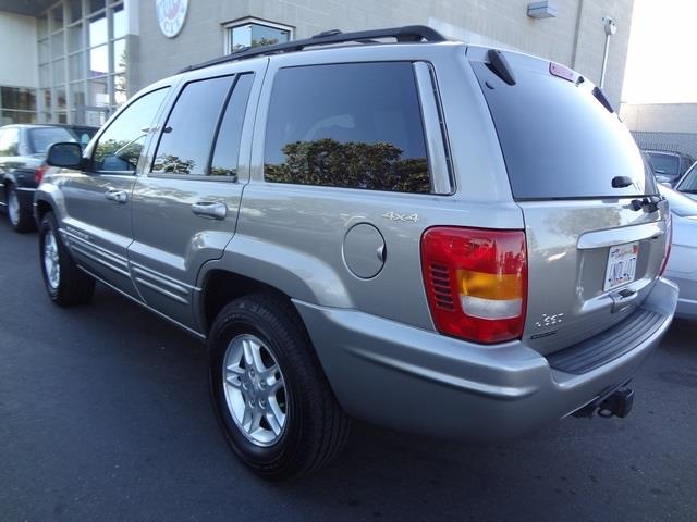 Jeep Grand Cherokee SLT 25 SUV