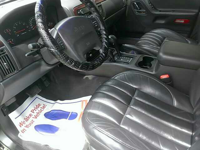 Jeep Grand Cherokee 2000 photo 1