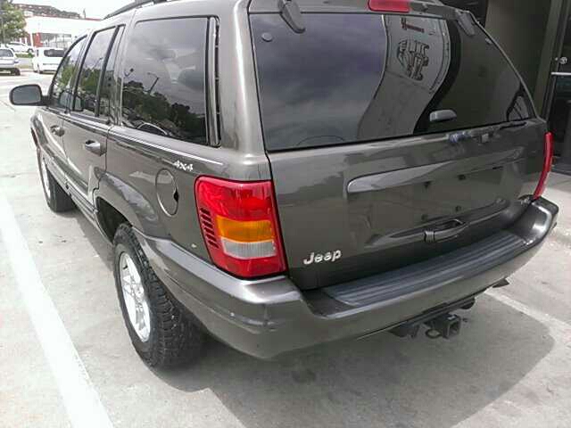 Jeep Grand Cherokee 2000 photo 2