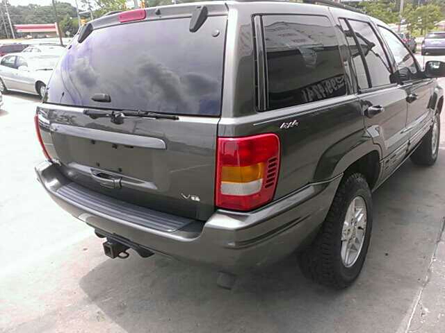 Jeep Grand Cherokee 2000 photo 3