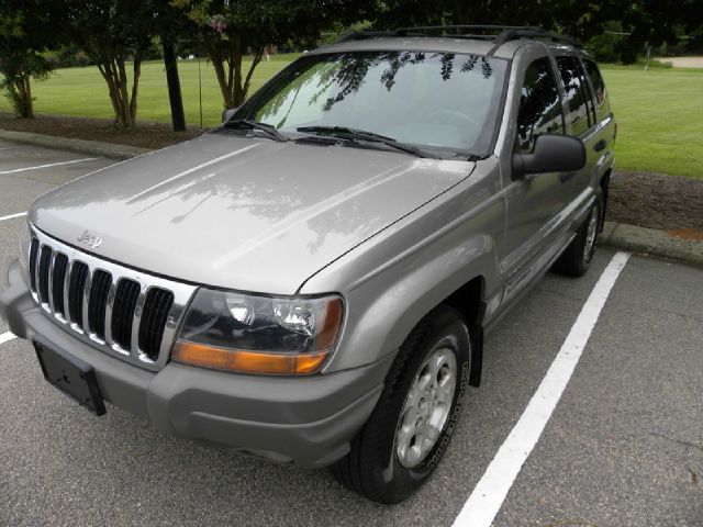 Jeep Grand Cherokee 2000 photo 3