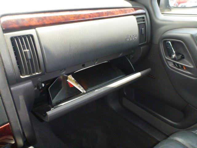 Jeep Grand Cherokee 2000 photo 13