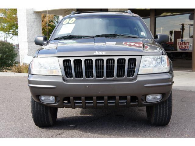 Jeep Grand Cherokee 2000 photo 1