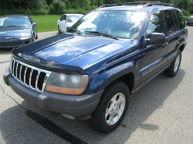 Jeep Grand Cherokee 2000 photo 1