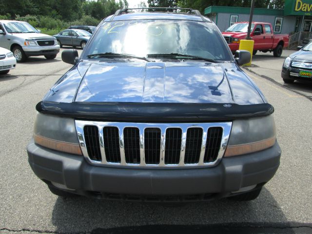Jeep Grand Cherokee 2000 photo 3