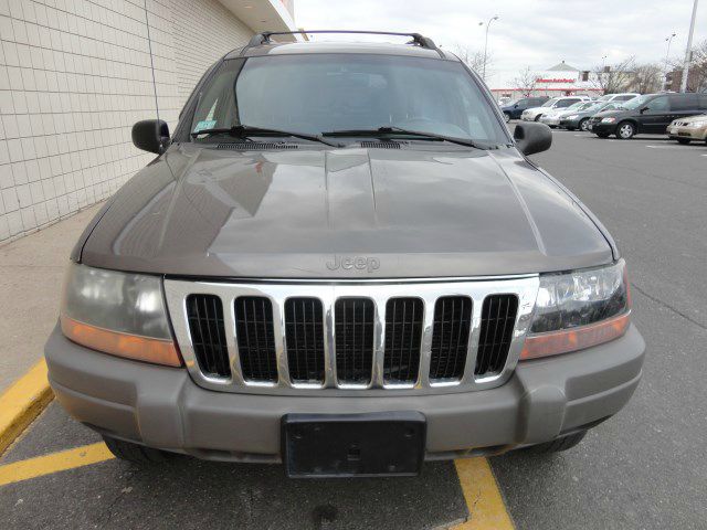 Jeep Grand Cherokee 2000 photo 2