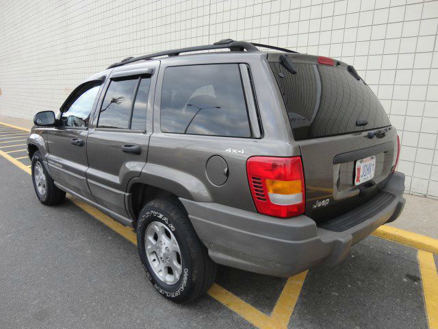 Jeep Grand Cherokee 2000 photo 9