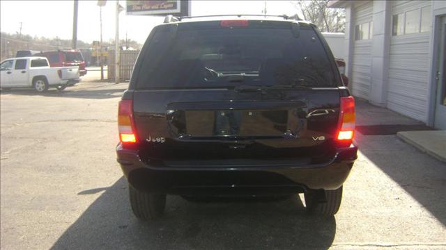 Jeep Grand Cherokee 2000 photo 3