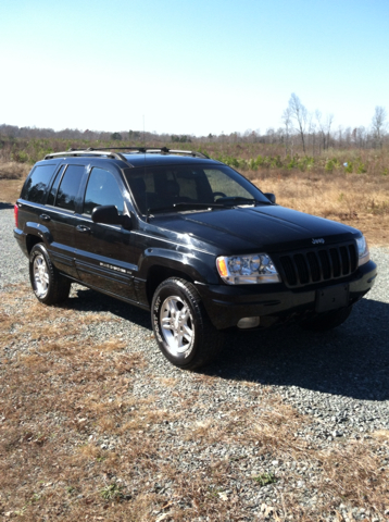 Jeep Grand Cherokee 2000 photo 3